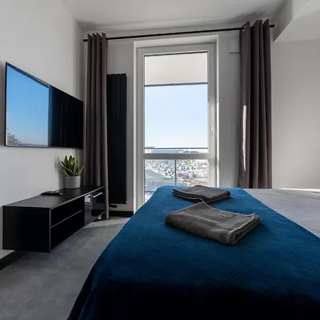Nowe Apartamenty Warszawa Wiktoryn Tv Smart Wi-Fi Exterior photo