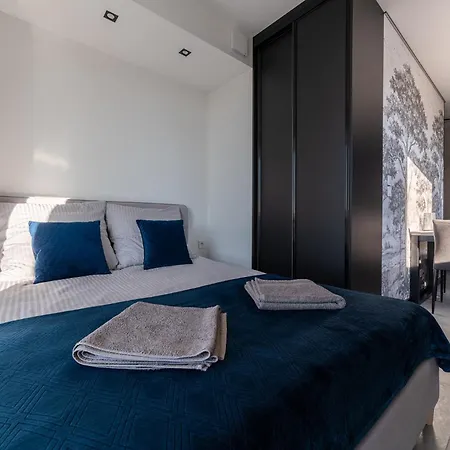 Nowe Apartamenty Warszawa Wiktoryn Tv Smart Wi-Fi Exterior photo
